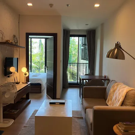 1 Bed 1 Bath - Serviced Apartment Near City Center With Rooftop Pool And Gym